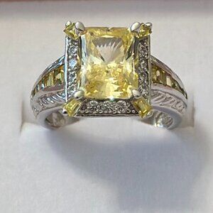 Beautiful 925 Silver Emerald Cut Canary Yellow CZ Ring